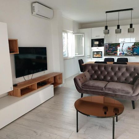 Apartment Franic Sućuraj Εξωτερικό φωτογραφία