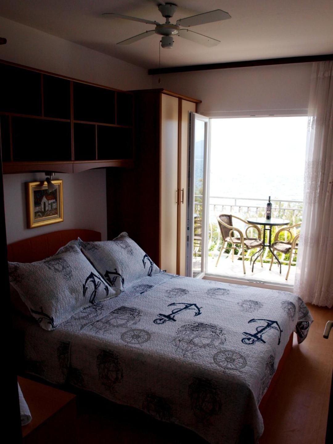 Apartment Franic Sućuraj Εξωτερικό φωτογραφία